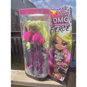 NIB L.O.L. Surprise! O.M.G. Fierce Lady Diva MGA Entert Fashion doll RT In Box